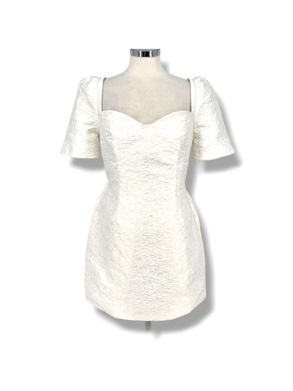 Elliat Feminise Textured Puff Sleeve Sweeetheart Mini Dress White Size XL